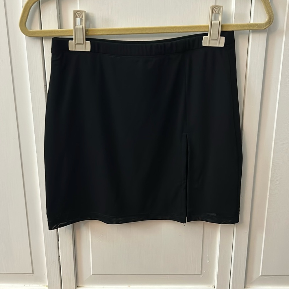 Loving is Easy Mini skirt Black